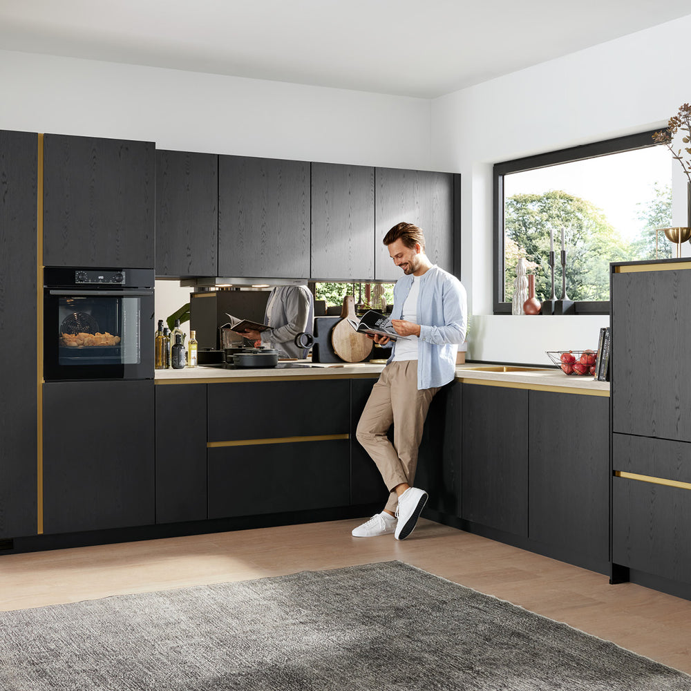 Culineo L-Küche modern in Schwarz