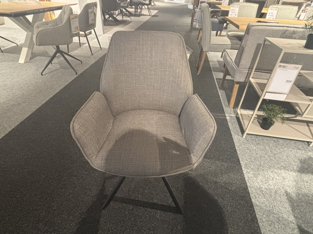 Armlehnenstuhl "Ganja"