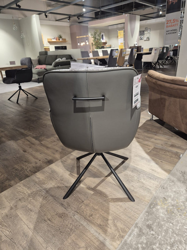 Armlehnstuhl "Tilly II"