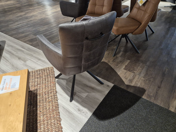 Armlehnstuhl "Wallaby"