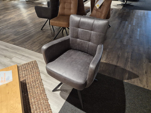 Armlehnstuhl "Wallaby"