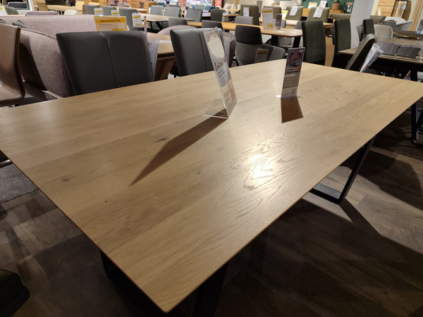 Esstisch "Layla / Color Line"