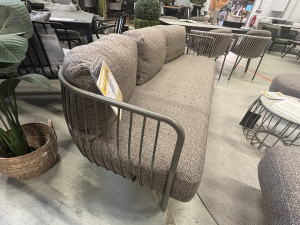 Lounge Sofa "Ila"
