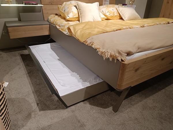 Schlafzimmer "Pegal"