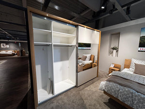 Schwebetürenschrank "IL 1018"