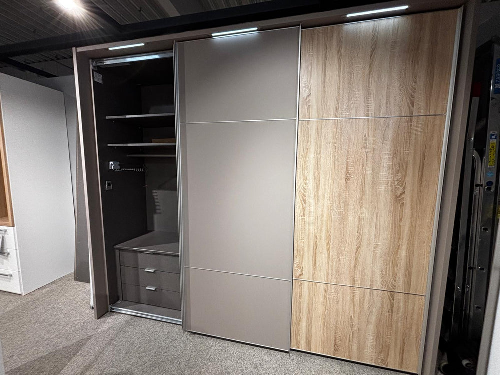 Schwebetürenschrank "Mataba"