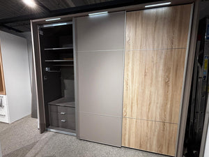 Schwebetürenschrank "Mataba"