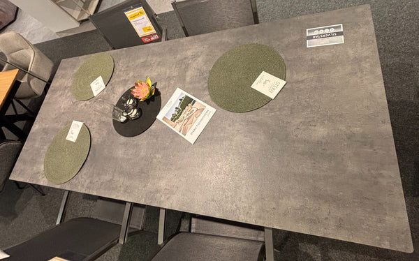 Tisch "Interno"