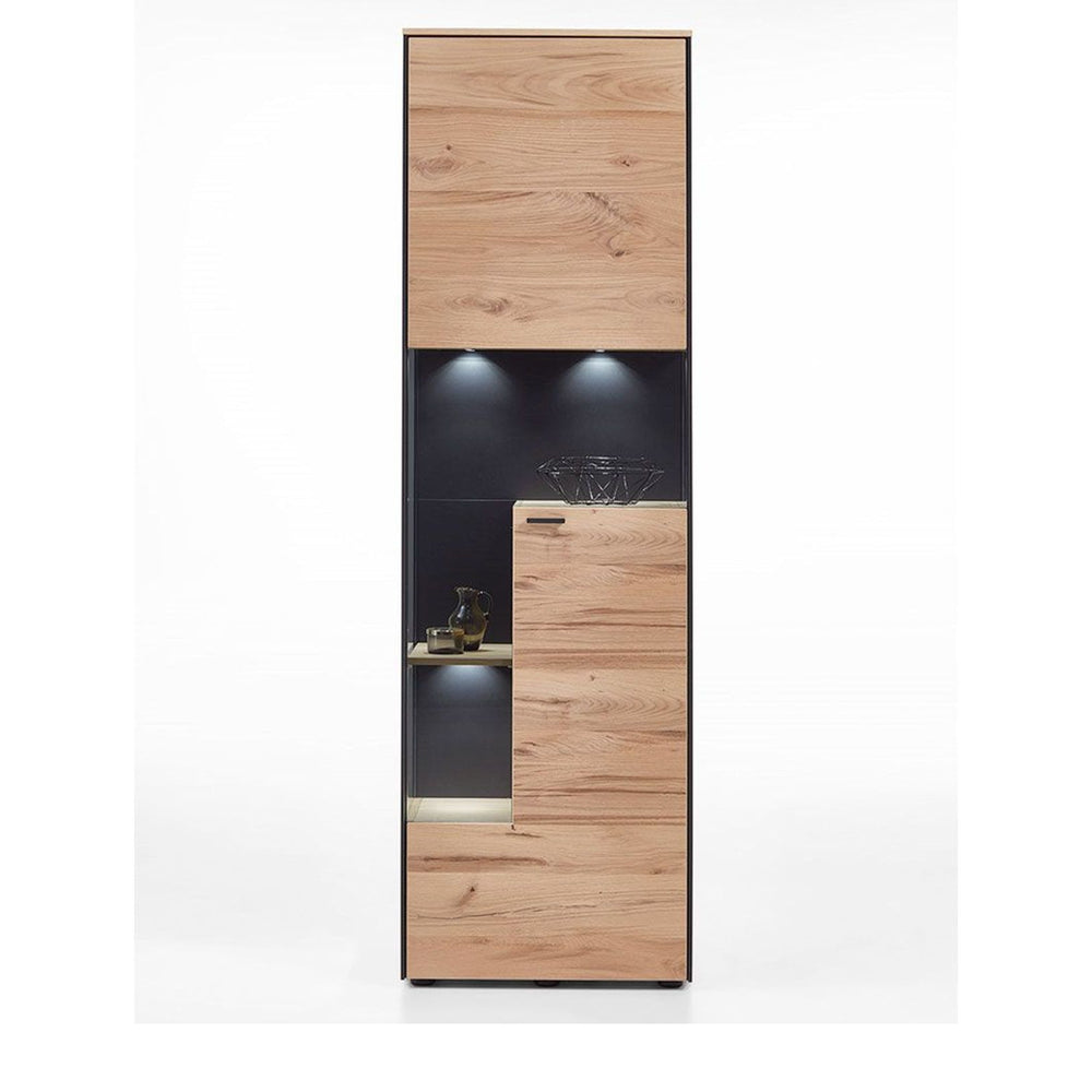 Vitrine "Andra" - links