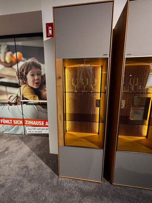 Vitrine "IL 2001"